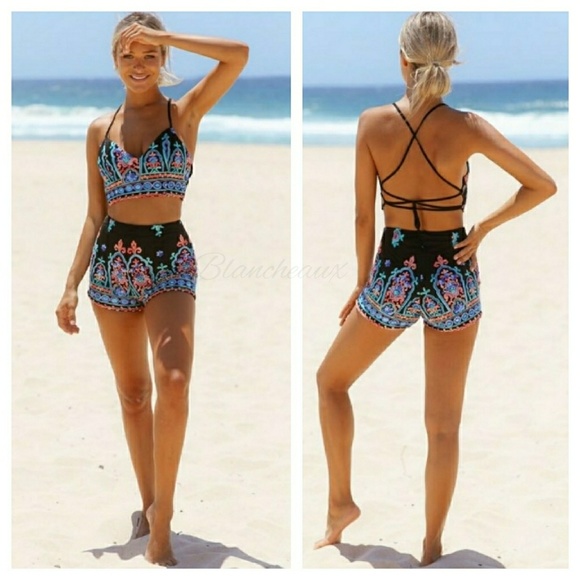 Black embroidered set - Picture 2 of 3